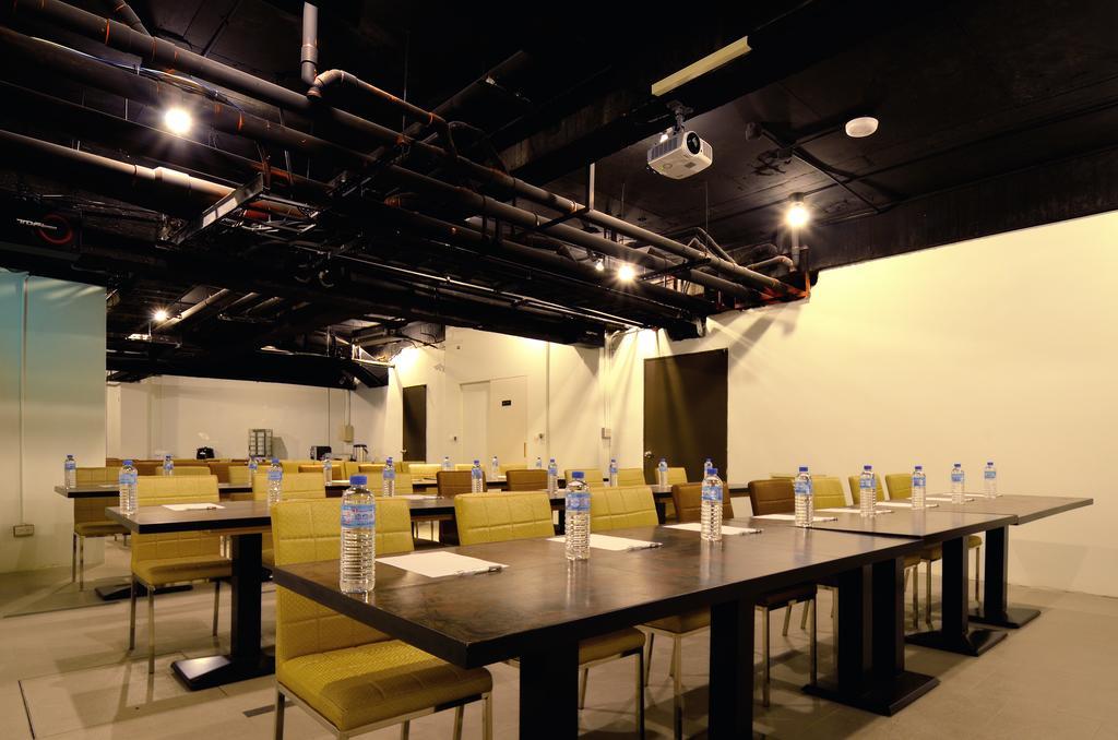 Audi Garden Business Hotel Taoyuan Dış mekan fotoğraf